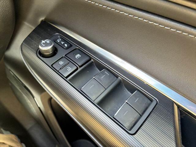 ハリアー Z レザーパッケージ 本革シート 禁煙車 純正SDナビ 全方位カメラ JBLサウンド Bluetooth フルセグTV LEDヘッドライト 衝突軽減ブレーキ クルーズコントロール クリアランスソナー シートエアコン(36枚目)