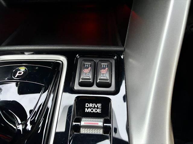 エクリプスクロスＰＨＥＶ Ｐ　４ＷＤ　禁煙車　純正ＳＤナビ　全方位カメラ　レーダークルーズコントロール　Ｂｌｕｅｔｏｏｔｈ　衝突軽減ブレーキ　シートヒーター　パワーシート　ＬＥＤヘッドライト　障害物センサー　オートハイビーム（33枚目）