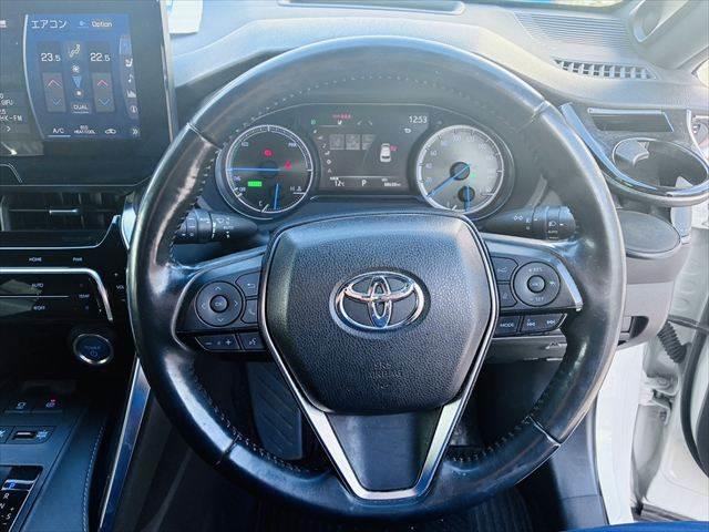 ハリアーハイブリッド Ｚ　レザーパッケージ　禁煙車　本革シート　トヨタセーフティセンス　純正１２．３インチナビ　ＪＢＬサウンド　全方位カメラ　シートヒーター　パワーシート　パワーバックドア　ＬＥＤヘッドライト　ＥＴＣ２．０　ＵＳＢポート（13枚目）