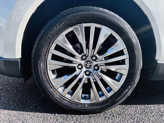 ハリアーハイブリッド Ｚ　レザーパッケージ　禁煙車　本革シート　トヨタセーフティセンス　純正１２．３インチナビ　ＪＢＬサウンド　全方位カメラ　シートヒーター　パワーシート　パワーバックドア　ＬＥＤヘッドライト　ＥＴＣ２．０　ＵＳＢポート（32枚目）