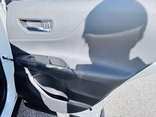 ハリアーハイブリッド Ｚ　レザーパッケージ　禁煙車　本革シート　トヨタセーフティセンス　純正１２．３インチナビ　ＪＢＬサウンド　全方位カメラ　シートヒーター　パワーシート　パワーバックドア　ＬＥＤヘッドライト　ＥＴＣ２．０　ＵＳＢポート（56枚目）