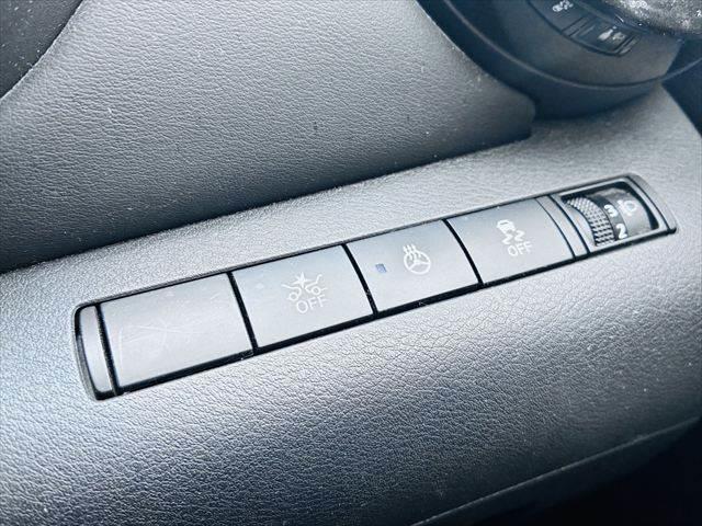 キックス Ｘ　禁煙車　純正９インチナビ　全周囲カメラ　レーダークルーズコントロール　フルセグＴＶ　ハーフレザーシート　ＬＥＤヘッドライト　スマートキー　衝突軽減ブレーキ　コーナーセンサー（6枚目）