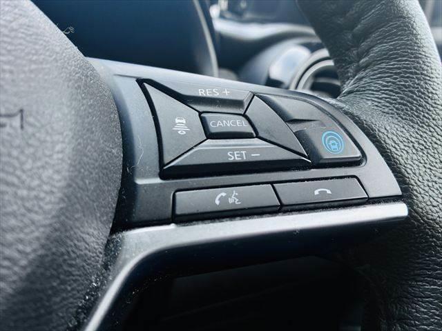 キックス Ｘ　禁煙車　純正９インチナビ　全周囲カメラ　レーダークルーズコントロール　フルセグＴＶ　ハーフレザーシート　ＬＥＤヘッドライト　スマートキー　衝突軽減ブレーキ　コーナーセンサー（37枚目）