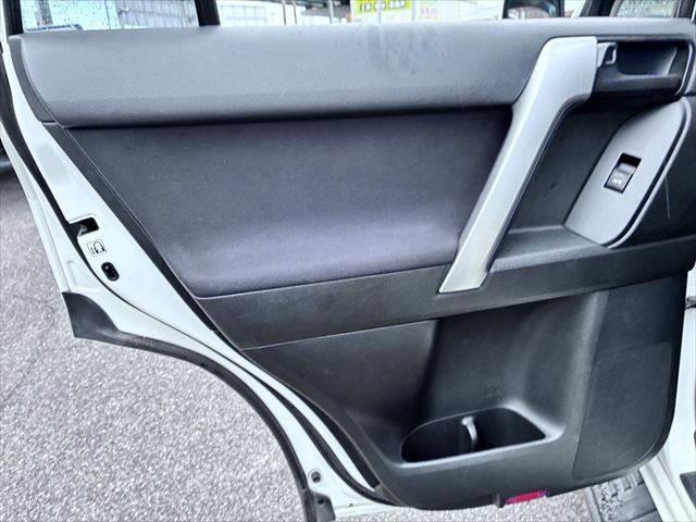 ���h�A�g����