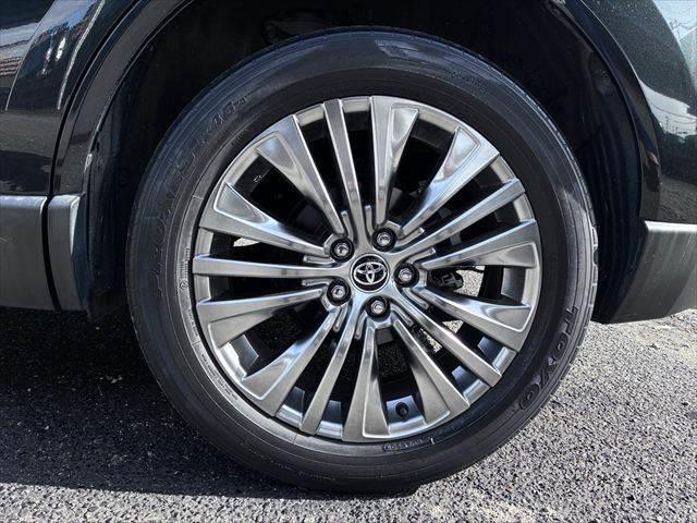 ハリアーハイブリッド Ｚ　レザーパッケージ　禁煙車　本革シート　純正１２．３インチナビ　全方位カメラ　ＪＢＬサウンド　レーダークルーズコントロール　パワーバックドア　デジタルインナーミラー　衝突軽減ブレーキ　シートヒーター　パワーシート　ＢＳＭ（30枚目）