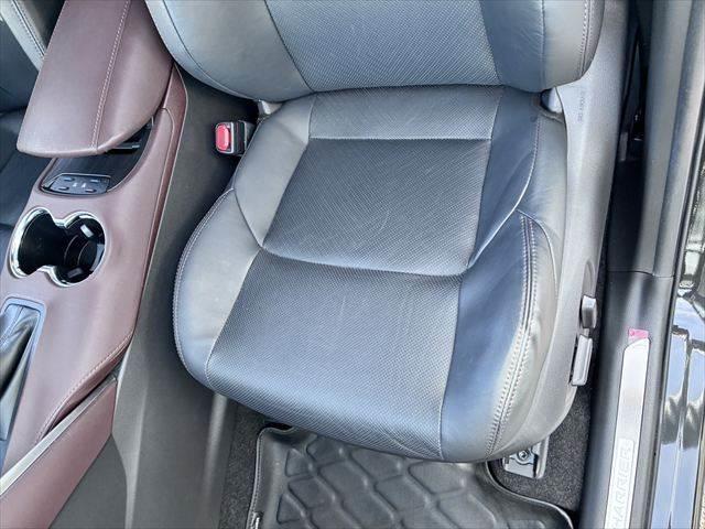 ハリアーハイブリッド Ｚ　レザーパッケージ　禁煙車　本革シート　純正１２．３インチナビ　全方位カメラ　ＪＢＬサウンド　レーダークルーズコントロール　パワーバックドア　デジタルインナーミラー　衝突軽減ブレーキ　シートヒーター　パワーシート　ＢＳＭ（61枚目）