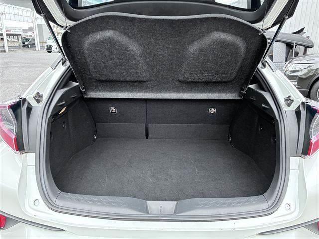 �����Q�b�W�X�y�[�X