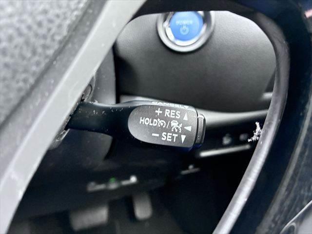 �����[�_�[�N���[�Y�R���g���[��