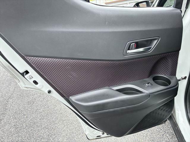 ���h�A�g����