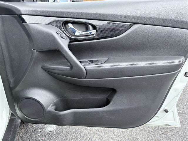 ���h�A�g����