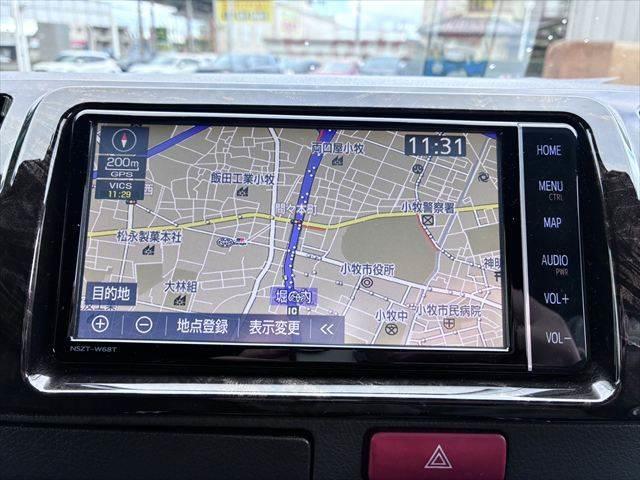 ハイエースバン スーパーＧＬダークプライムＩＩ　純正ＳＤナビ　バックカメラ　Ｂｌｕｅｔｏｏｔｈ　フルセグＴＶ　ＥＴＣ　ＬＥＤヘッドライト　両側パワースライドドア　衝突軽減ブレーキ　ハーフレザーシート　オートハイビーム　スマートキー　盗難防止装置（4枚目）