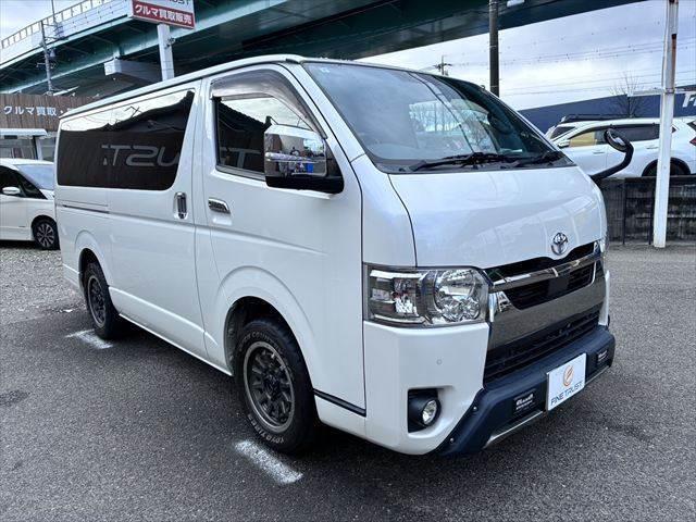 ハイエースバン スーパーＧＬダークプライムＩＩ　純正ＳＤナビ　バックカメラ　Ｂｌｕｅｔｏｏｔｈ　フルセグＴＶ　ＥＴＣ　ＬＥＤヘッドライト　両側パワースライドドア　衝突軽減ブレーキ　ハーフレザーシート　オートハイビーム　スマートキー　盗難防止装置（16枚目）