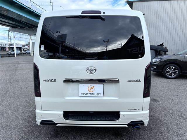 ハイエースバン スーパーＧＬダークプライムＩＩ　純正ＳＤナビ　バックカメラ　Ｂｌｕｅｔｏｏｔｈ　フルセグＴＶ　ＥＴＣ　ＬＥＤヘッドライト　両側パワースライドドア　衝突軽減ブレーキ　ハーフレザーシート　オートハイビーム　スマートキー　盗難防止装置（19枚目）