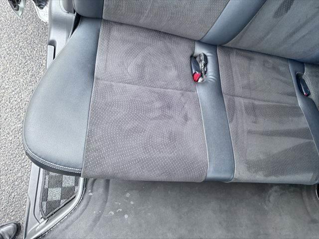 ハイエースバン スーパーＧＬダークプライムＩＩ　純正ＳＤナビ　バックカメラ　Ｂｌｕｅｔｏｏｔｈ　フルセグＴＶ　ＥＴＣ　ＬＥＤヘッドライト　両側パワースライドドア　衝突軽減ブレーキ　ハーフレザーシート　オートハイビーム　スマートキー　盗難防止装置（55枚目）