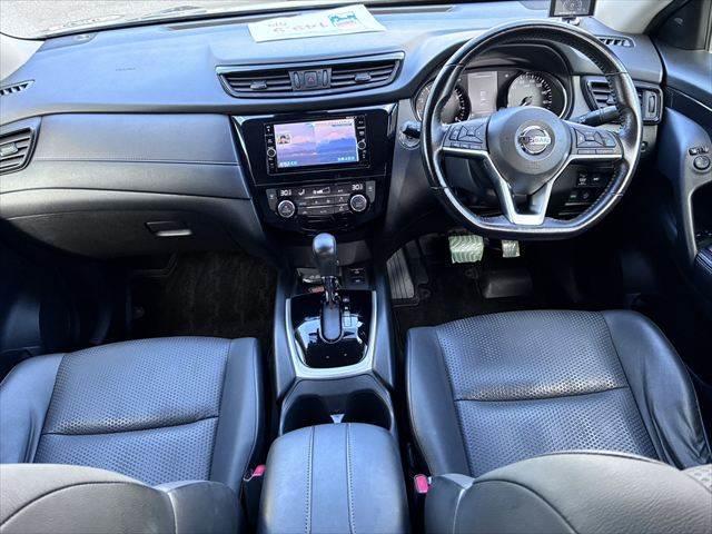 ���C���p�l����