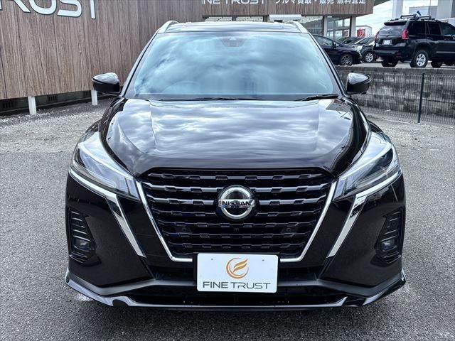 キックス Ｘ　禁煙車　純正９インチナビ　アラウンドビューモニター　レーダークルーズコントロール　Ｂｌｕｅｔｏｏｔｈ　フルセグＴＶ　ハーフレザーシート　ＬＥＤヘッドライト　純正フルエアロ　ＥＴＣ　コーナーセンサー（13枚目）