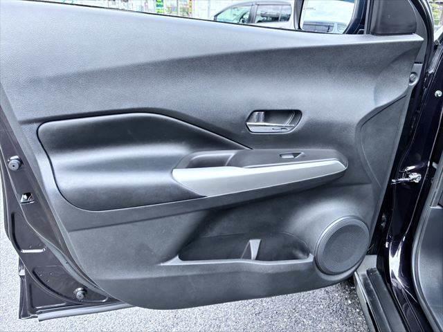 キックス Ｘ　禁煙車　純正９インチナビ　アラウンドビューモニター　レーダークルーズコントロール　Ｂｌｕｅｔｏｏｔｈ　フルセグＴＶ　ハーフレザーシート　ＬＥＤヘッドライト　純正フルエアロ　ＥＴＣ　コーナーセンサー（52枚目）