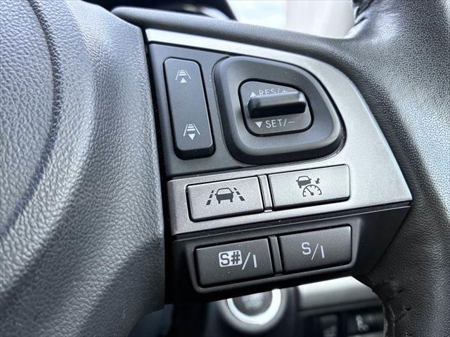 �����[�_�[�N���[�Y�R���g���[��