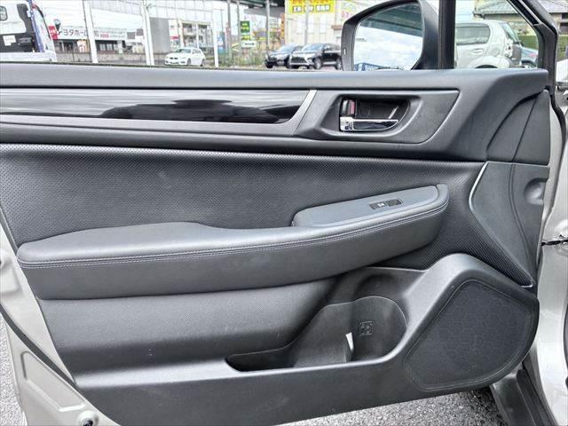 ���h�A�g����