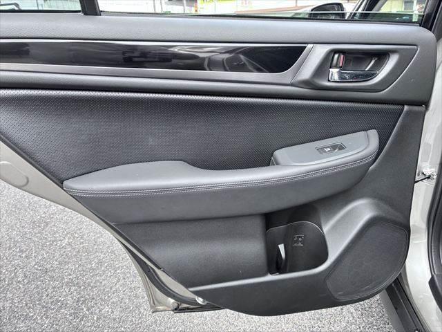 ���h�A�g����