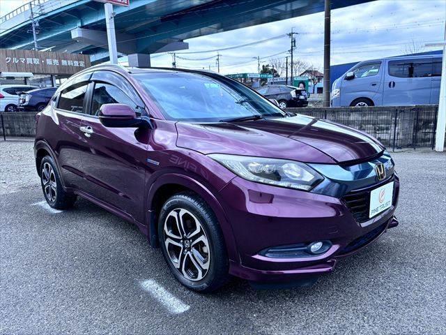 ヴェゼル ハイブリッドＺ　純正８インチナビ　バックカメラ　禁煙車　クルーズコントロール　シートヒーター　フルセグＴＶ　Ｂｌｕｅｔｏｏｔｈ　ハーフレザーシート　ＬＥＤヘッドライト　パドルシフト　ルーフレール　純正１７インチアルミ（17枚目）