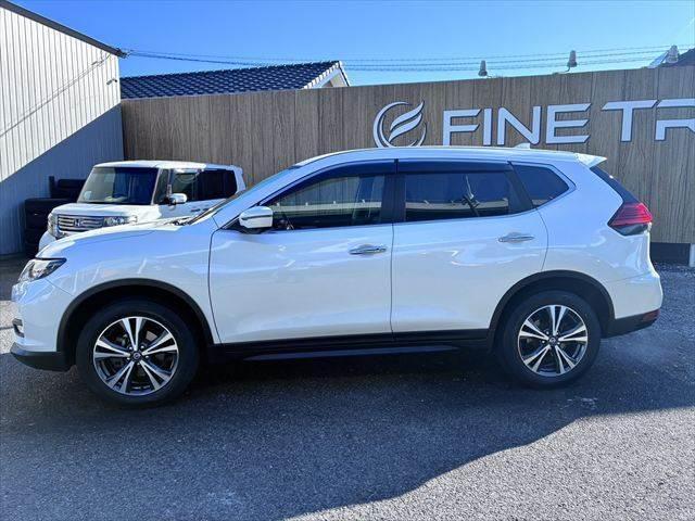 エクストレイル ２０Ｘｉ　１１型メモリーナビ　アラウンドビューモニター　電動リアゲート　レーダークルーズコントロール　４ＷＤ　衝突軽減ブレーキ　Ｂｌｕｅｔｏｏｔｈ　フルセグＴＶ　ＬＥＤヘッドライト　ヒルディセントコントロール（21枚目）