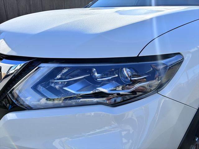 エクストレイル ２０Ｘｉ　１１型メモリーナビ　アラウンドビューモニター　電動リアゲート　レーダークルーズコントロール　４ＷＤ　衝突軽減ブレーキ　Ｂｌｕｅｔｏｏｔｈ　フルセグＴＶ　ＬＥＤヘッドライト　ヒルディセントコントロール（22枚目）