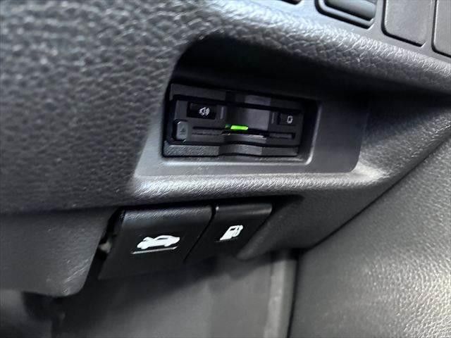 エクストレイル ２０Ｘｉ　１１型メモリーナビ　アラウンドビューモニター　電動リアゲート　レーダークルーズコントロール　４ＷＤ　衝突軽減ブレーキ　Ｂｌｕｅｔｏｏｔｈ　フルセグＴＶ　ＬＥＤヘッドライト　ヒルディセントコントロール（41枚目）