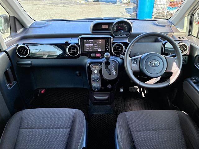 ���C���p�l����