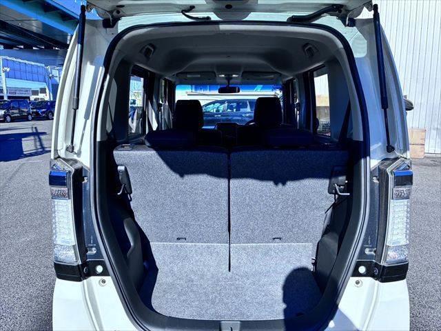 Ｎ－ＢＯＸカスタム Ｇ　ＳＤナビ　Ｂｌｕｅｔｏｏｔｈ　ＨＩＤヘッドライト　両側スライドドア　ＥＴＣ　禁煙車　スマートキー　地デジＴＶ　盗難防止装置　フォグランプ　ＣＤチェンジャー　横滑り防止装置（8枚目）
