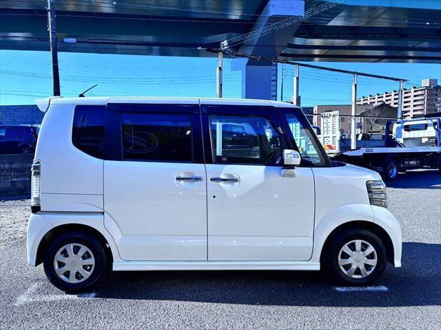 Ｎ－ＢＯＸカスタム Ｇ　ＳＤナビ　Ｂｌｕｅｔｏｏｔｈ　ＨＩＤヘッドライト　両側スライドドア　ＥＴＣ　禁煙車　スマートキー　地デジＴＶ　盗難防止装置　フォグランプ　ＣＤチェンジャー　横滑り防止装置（15枚目）