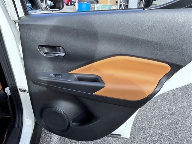 ���h�A�g����