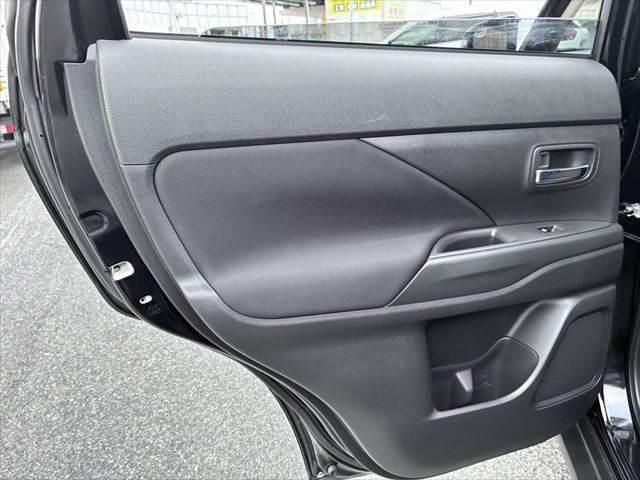 ���h�A�g����