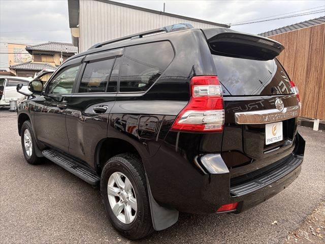 �X�ܕ~�n���ɒ��ԃX�y�[�X���������܂��B���Ԃł̂���������l���̕��͂����S����������