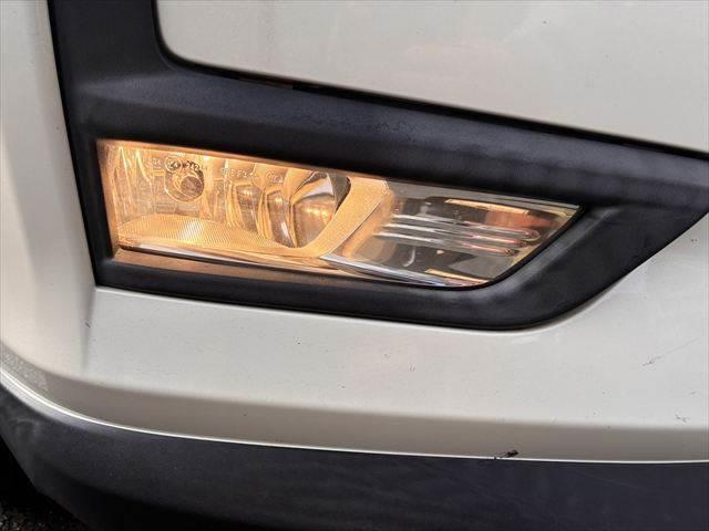 エクストレイル ２０Ｘｉ　４ＷＤ　アラウンドビューモニター　レーダークルーズコントロール　Ｂｌｕｅｔｏｏｔｈ　フルセグＴＶ　ＥＴＣ　メモリーナビ　デジタルインナーミラー　電動リアゲート　ＬＥＤヘッドライト　衝突軽減ブレーキ（32枚目）