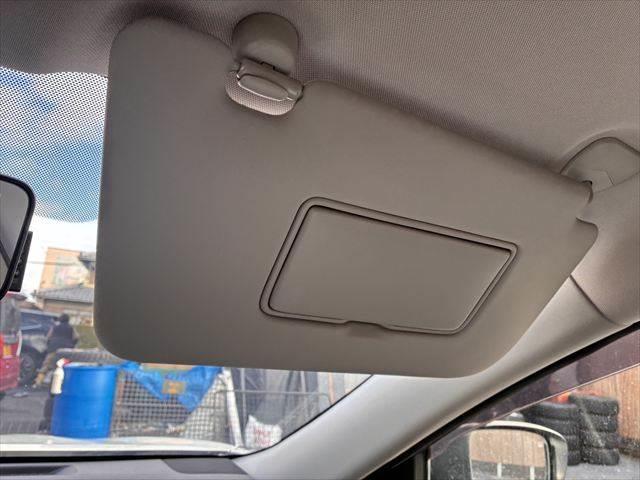 エクストレイル ２０Ｘｉ　４ＷＤ　アラウンドビューモニター　レーダークルーズコントロール　Ｂｌｕｅｔｏｏｔｈ　フルセグＴＶ　ＥＴＣ　メモリーナビ　デジタルインナーミラー　電動リアゲート　ＬＥＤヘッドライト　衝突軽減ブレーキ（44枚目）