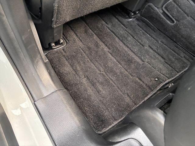 エクストレイル ２０Ｘｉ　４ＷＤ　アラウンドビューモニター　レーダークルーズコントロール　Ｂｌｕｅｔｏｏｔｈ　フルセグＴＶ　ＥＴＣ　メモリーナビ　デジタルインナーミラー　電動リアゲート　ＬＥＤヘッドライト　衝突軽減ブレーキ（52枚目）