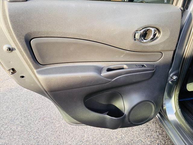 ノート ｅ－パワー　Ｘ　ユーザー買取車　純正ＳＤナビ　全周囲カメラ　衝突軽減ブレーキ　コーナーセンサー　Ｂｌｕｅｔｏｏｔｈ　地デジＴＶ　電動格納ミラー　ＨＩＤヘッドライト　スマートキー　ＥＴＣ　オートエアコン（52枚目）