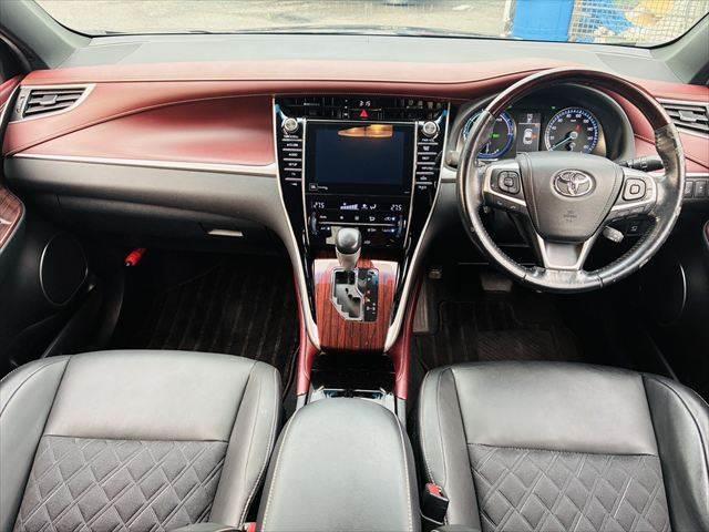 ハリアーハイブリッド プレミアム　グー故障診断実施　４ＷＤ　サンルーフ　ＪＢＬサウンド　パワーバックドア　ＪＢＬナビ　パワーシート　禁煙車　衝突軽減　全方位カメラ　クルーズコントロール　障害物センサー　地デジＴＶ　ＥＴＣ　ＬＥＤヘッド（3枚目）