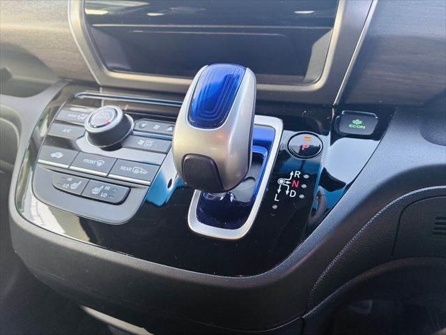 フリードハイブリッド ハイブリッド・ＥＸ　純正メモリーナビ　バックカメラ　両側パワースライドドア　ハーフレザーシート　レーダークルーズコントロール　衝突軽減ブレーキ　シートヒーター　Ｂｌｕｅｔｏｏｔｈ　フルセグＴＶ　ＥＴＣ　ＬＥＤヘッドライト（33枚目）