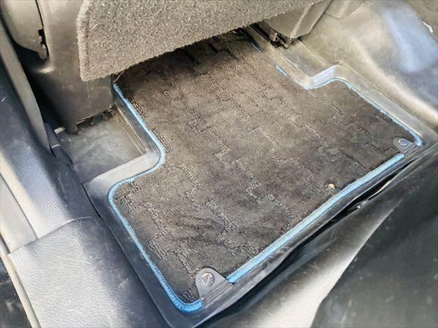 エクストレイル ２０Ｘｉ　ＨＹＢＲＩＤ　メーカーナビ　プロパイロット　純正ＳＤナビ　全周囲カメラ　ルーフレール　全席クイックコンフォートシートヒーター　パワーバックドア　デジタルインナーミラー　ＬＥＤヘッドライト　電動パーキングブレーキ（50枚目）