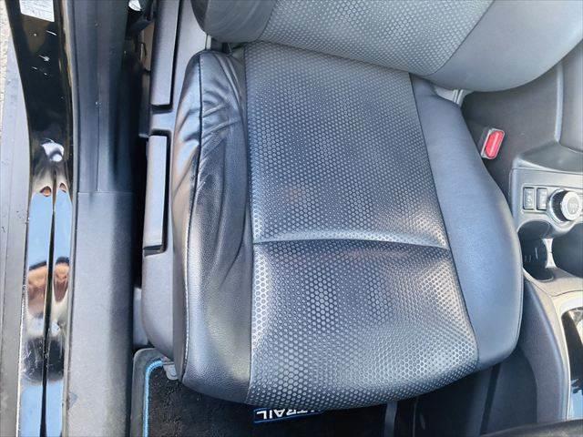 エクストレイル ２０Ｘｉ　ＨＹＢＲＩＤ　メーカーナビ　プロパイロット　純正ＳＤナビ　全周囲カメラ　ルーフレール　全席クイックコンフォートシートヒーター　パワーバックドア　デジタルインナーミラー　ＬＥＤヘッドライト　電動パーキングブレーキ（53枚目）