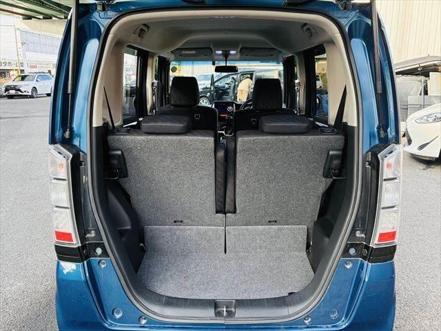 Ｎ－ＢＯＸ ２トーンカラースタイル　Ｇ・Ｌパッケージ　ユーザー買取車　ツートン　パワースライドドア　スマートキー　ベンチシート　電動格納ミラー　ＥＴＣ　純正１４インチアルミホイール　ＣＤチェンジャー　オートエアコン　横滑り防止装置　ハロゲンランプ　ＡＢＳ（8枚目）