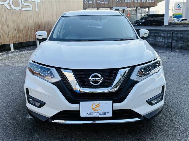 エクストレイル ２０Ｘｉ　ハイブリッド　プロパイロット　純正ＳＤナビ　アラウンドビューモニター　衝突軽減ブレーキ　レーダークルーズコントロール　クリアランスソナー　禁煙車　フルセグ　Ｂｌｕｅｔｏｏｔｈ　ＥＴＣ　純正１７インチアルミホイール（12枚目）