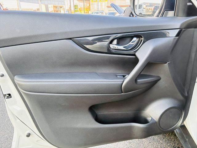 エクストレイル ２０Ｘｉ　ハイブリッド　プロパイロット　純正ＳＤナビ　アラウンドビューモニター　衝突軽減ブレーキ　レーダークルーズコントロール　クリアランスソナー　禁煙車　フルセグ　Ｂｌｕｅｔｏｏｔｈ　ＥＴＣ　純正１７インチアルミホイール（53枚目）