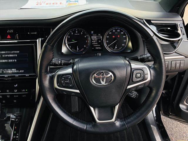 ハリアー プレミアム　グー故障診断実施済み　ＴＲＤエアロ　純正９型ナビ　クルーズコントロール　バックカメラ　禁煙車　衝突軽減ブレーキ　地デジＴＶ　ブルートゥース接続　ハーフレザー　パワーシート　電動リアゲート　ＬＥＤヘッド（11枚目）
