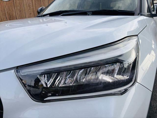 ���_�����w�b�h���C�g