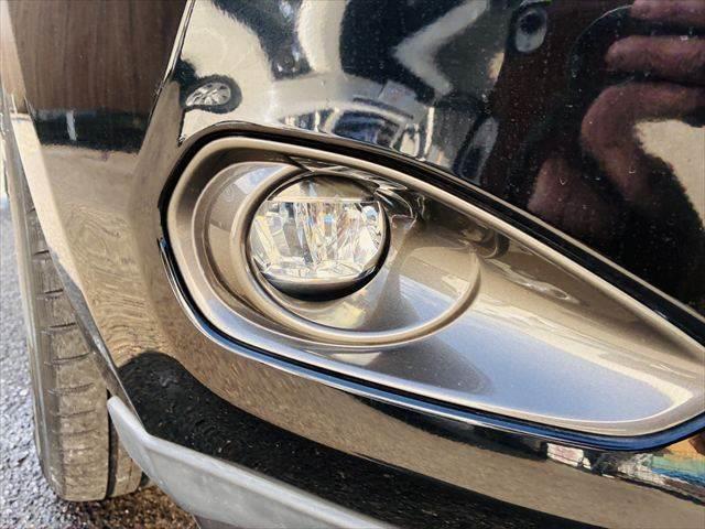 ハリアーハイブリッド プレミアム　アドバンスドパッケージ　グー故障診断実施済み　純正８型ナビ　ＪＢＬサウンド　レーダークルーズコントロール　全方位カメラ　シートヒーター　禁煙車　衝突軽減ブレーキ　　Ｂｌｕｅｔｏｏｔｈ　ウッドコンビＨ　電動チルトステア　４ＷＤ（27枚目）