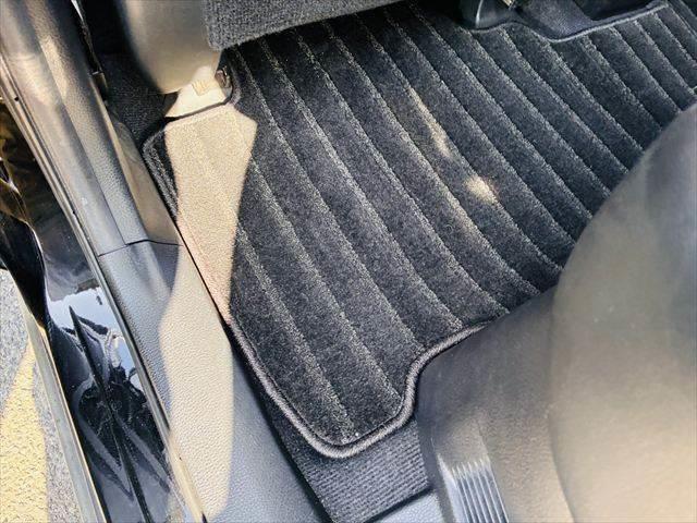 ハリアーハイブリッド プレミアム　アドバンスドパッケージ　グー故障診断実施済み　純正８型ナビ　ＪＢＬサウンド　レーダークルーズコントロール　全方位カメラ　シートヒーター　禁煙車　衝突軽減ブレーキ　　Ｂｌｕｅｔｏｏｔｈ　ウッドコンビＨ　電動チルトステア　４ＷＤ（53枚目）