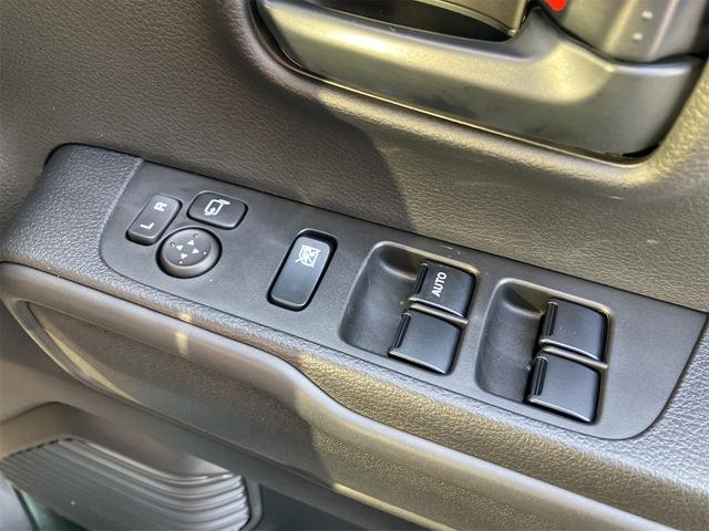 ハスラー ハイブリッドG 届出済未使用車 クリアランスソナー オートクルーズコントロール レーンアシスト 衝突被害軽減システム オートライト LEDヘッドランプ スマートキー CVT 盗難防止システム ABS ESC(11枚目)